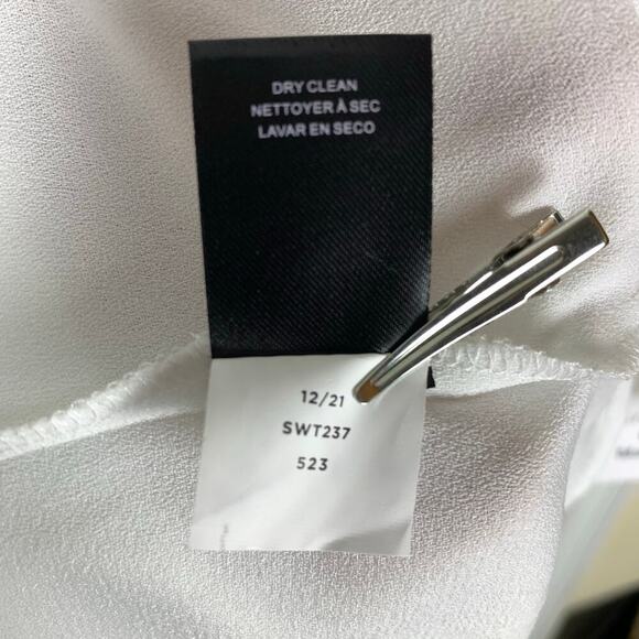 Riley & Rae White Bow Tie Sleeveless CorpCore Blouse Size S NWT - Picture 7 of 8